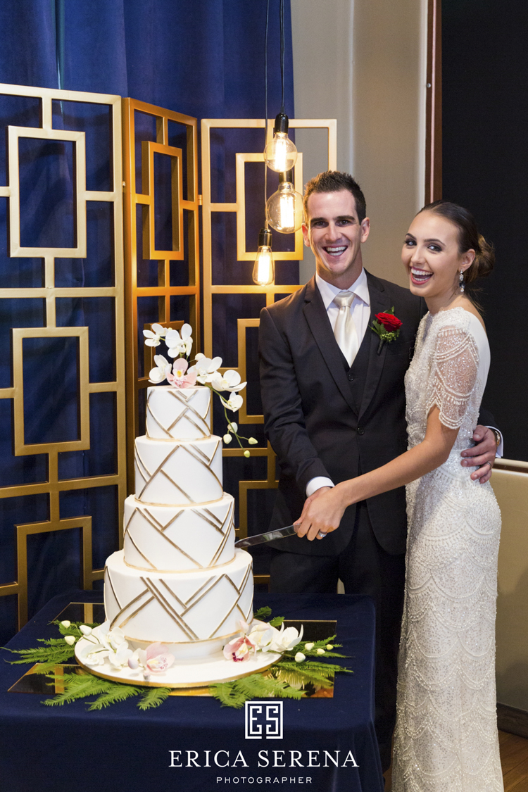 bluewater grill wedding, mardie & co, matthew landers, loui col designs, cake love couture cakes