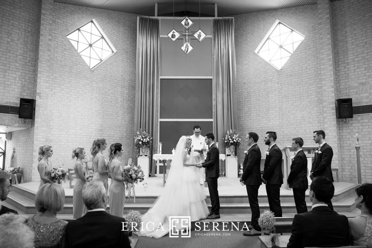 perth wedding photographer, perth wedding photography, st thomas more catholic church