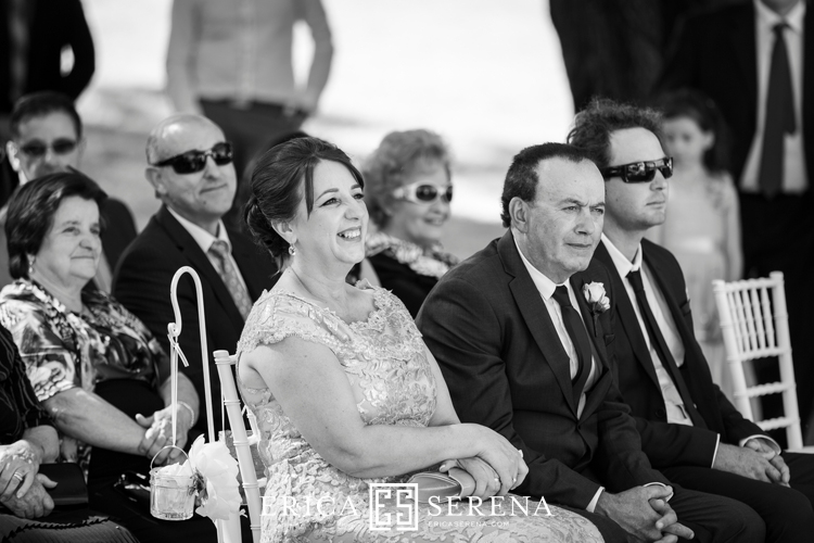 Perth wedding photographer. wedding photography perth. wedding at matilda bay. wedding at crown. 