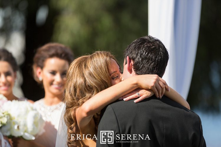 Perth wedding photographer. wedding photography perth. wedding at matilda bay. wedding at crown. 