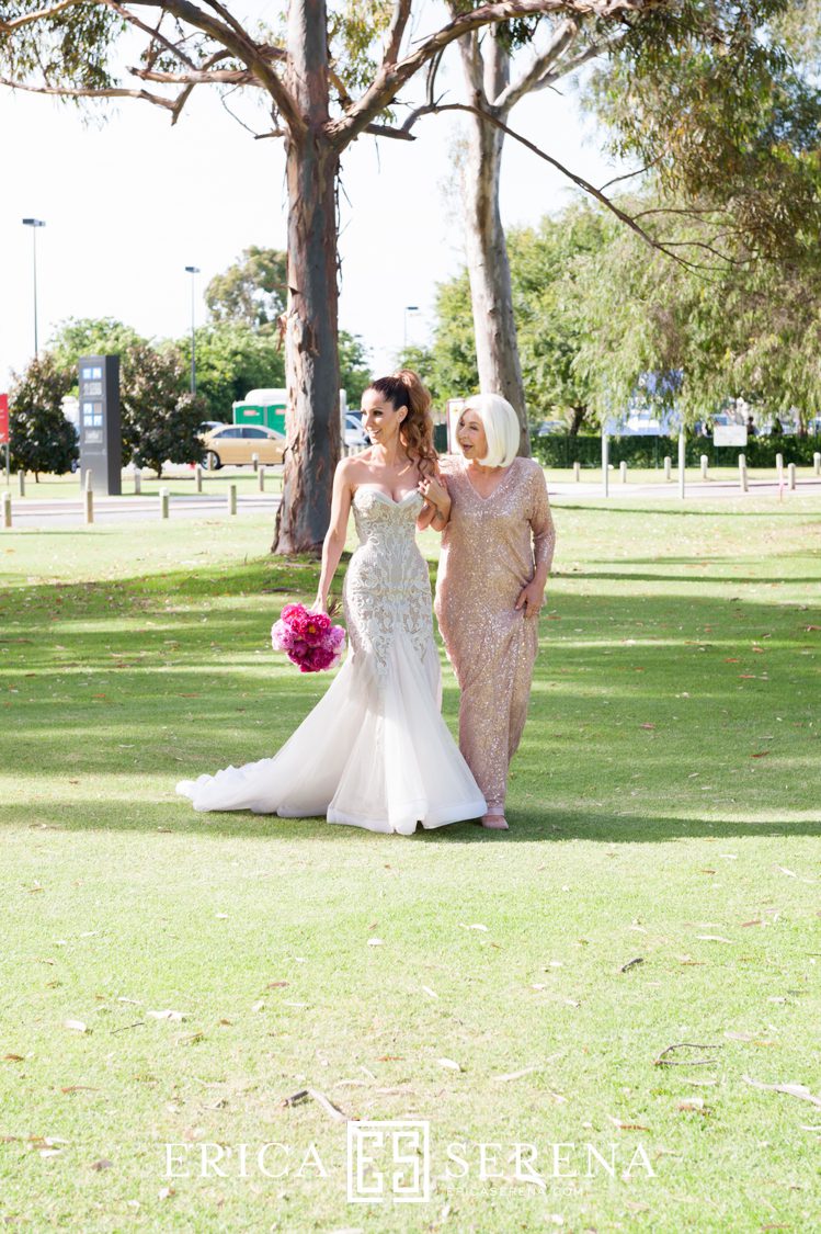 perth wedding photographer, wedding photography perth, wedding at crown perth,