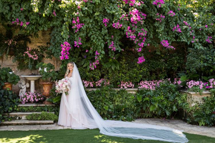 pallas couture bride, perth wedding photographer, perth wedding photography, signature floral design perth