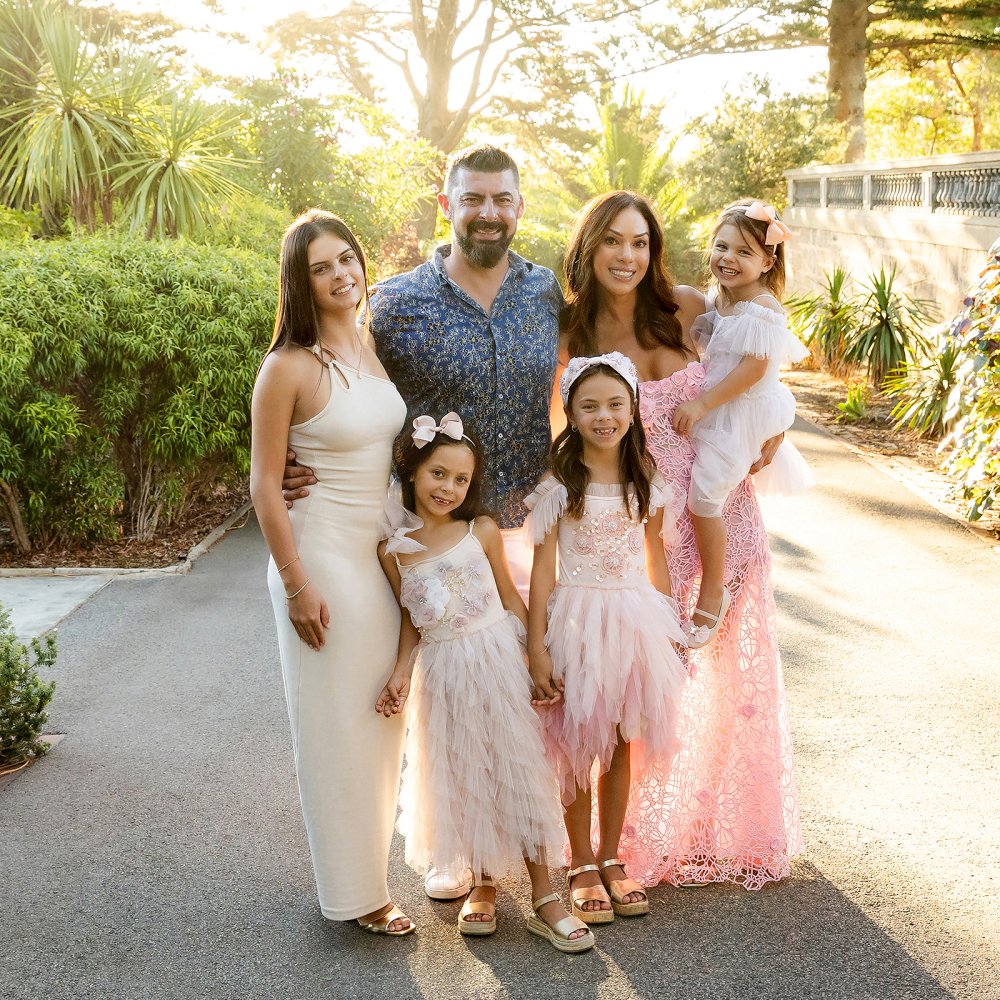 205_NicolaouFamily